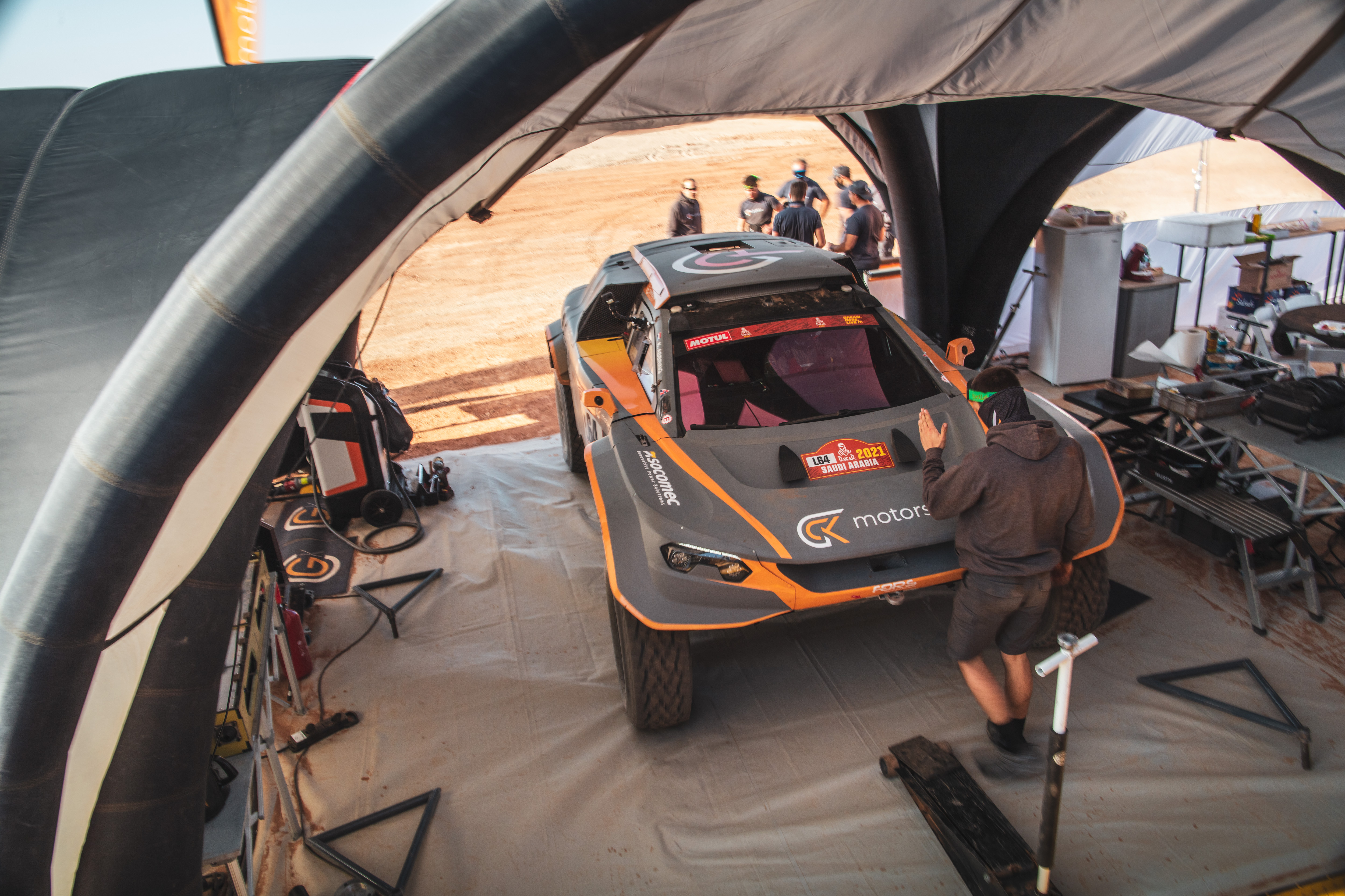 Le véhicule GCK e-Blast 1 dans son environnement technique Crédits photo @GCK